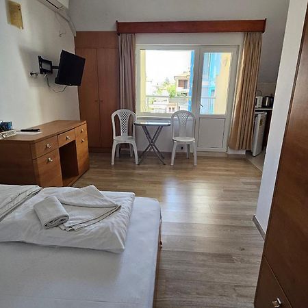 Guest Rooms Kostovi 네세부르 외부 사진
