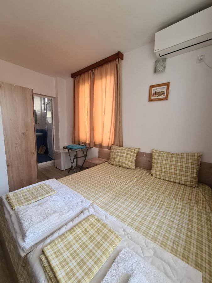 Guest Rooms Kostovi 네세부르 외부 사진