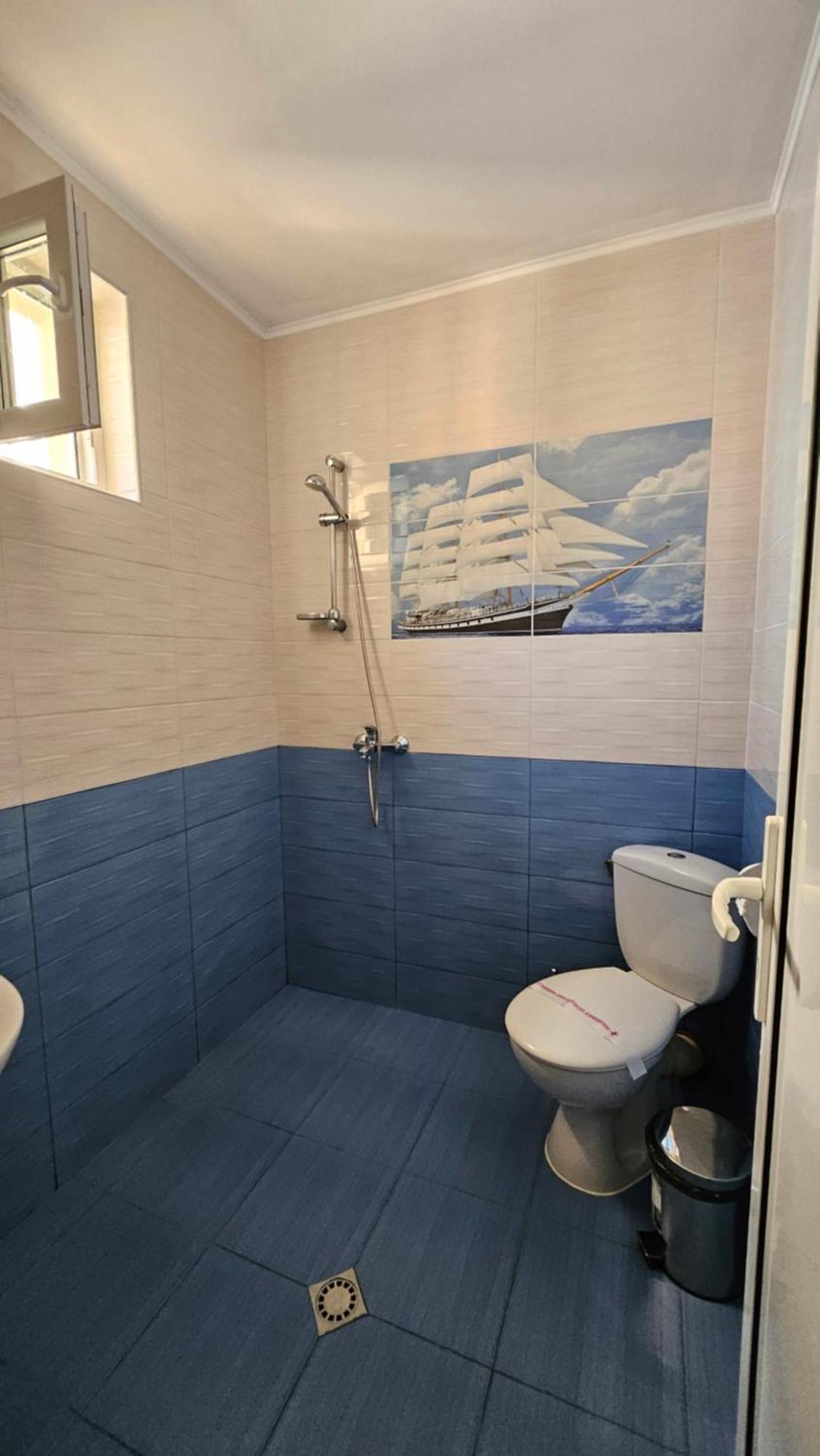 Guest Rooms Kostovi 네세부르 외부 사진