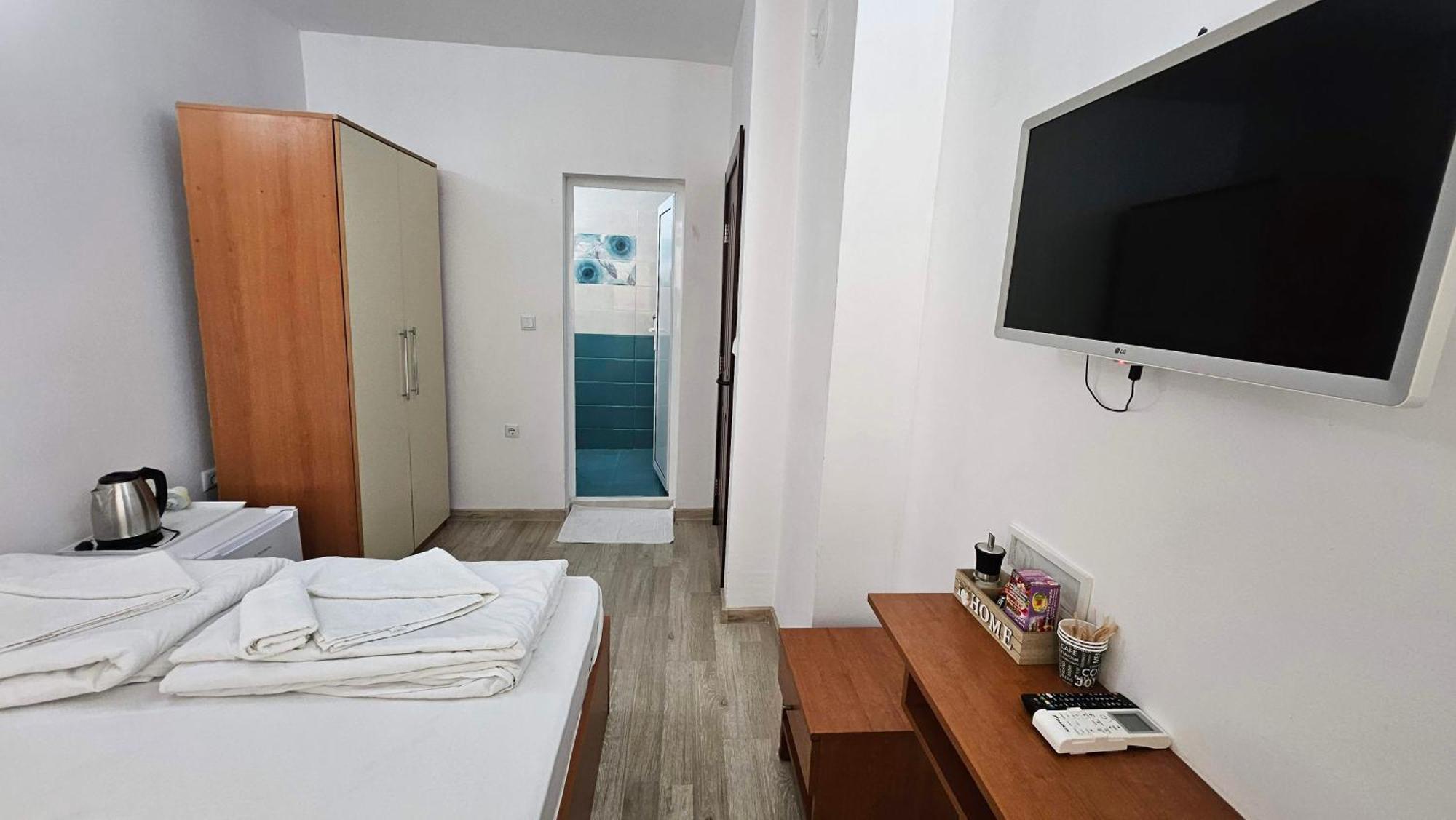 Guest Rooms Kostovi 네세부르 외부 사진